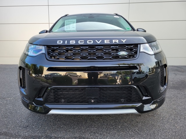 2024 Land Rover Discovery Sport S photo 9