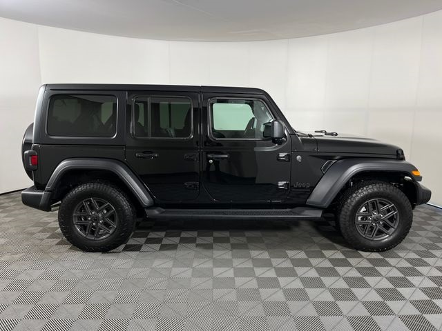 2025 Jeep Wrangler Sport S photo 4