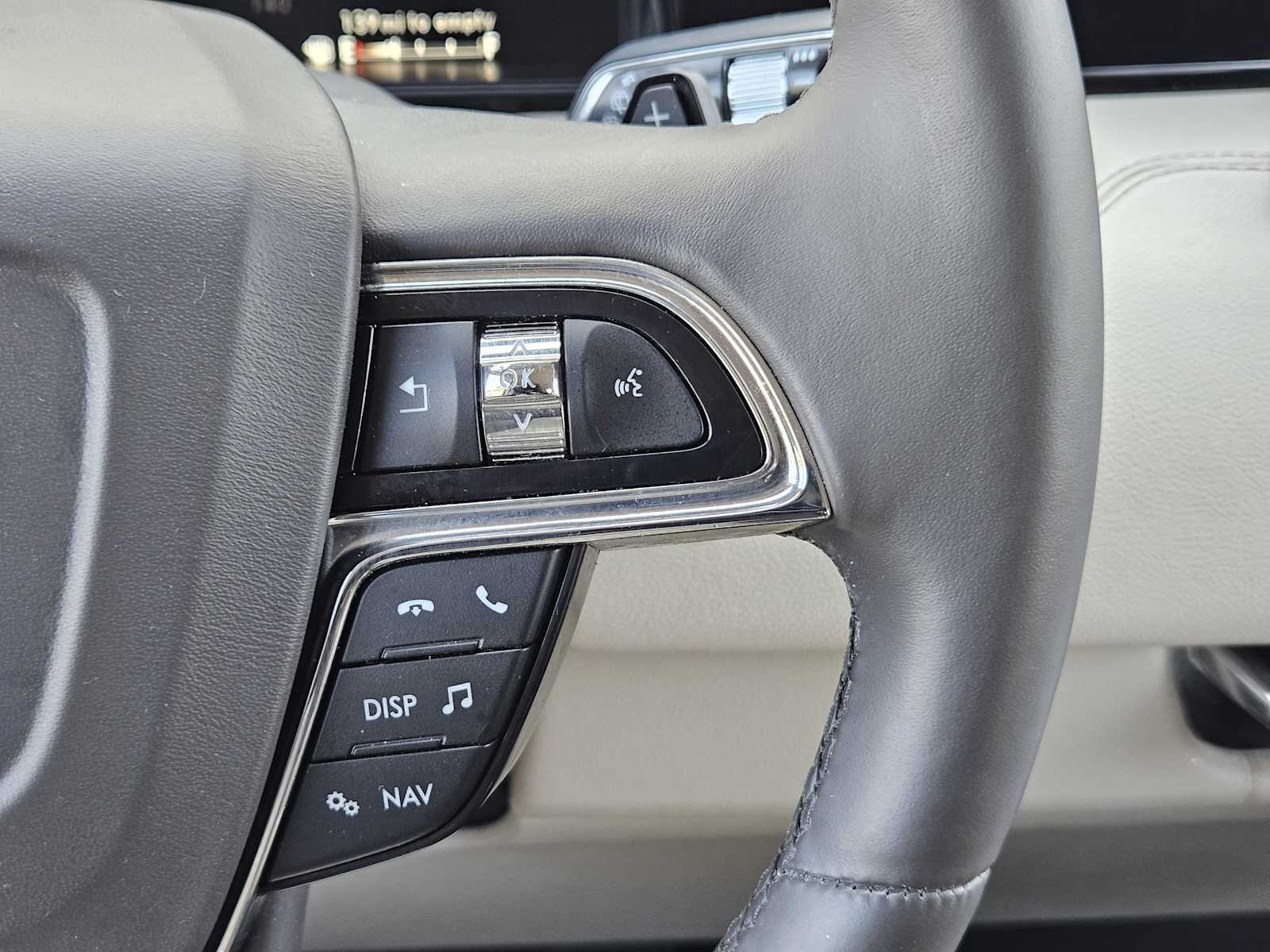 2019 Lincoln Navigator Select photo 23