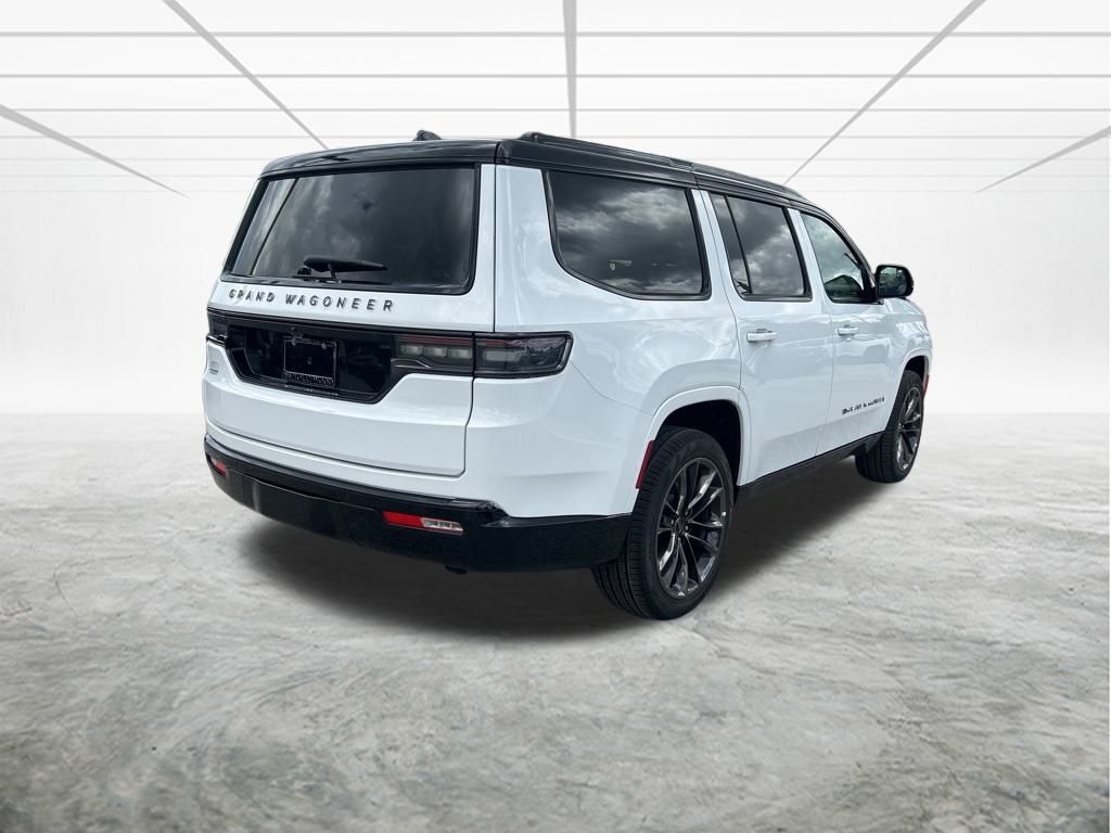 2024 Jeep Grand Wagoneer II photo 4