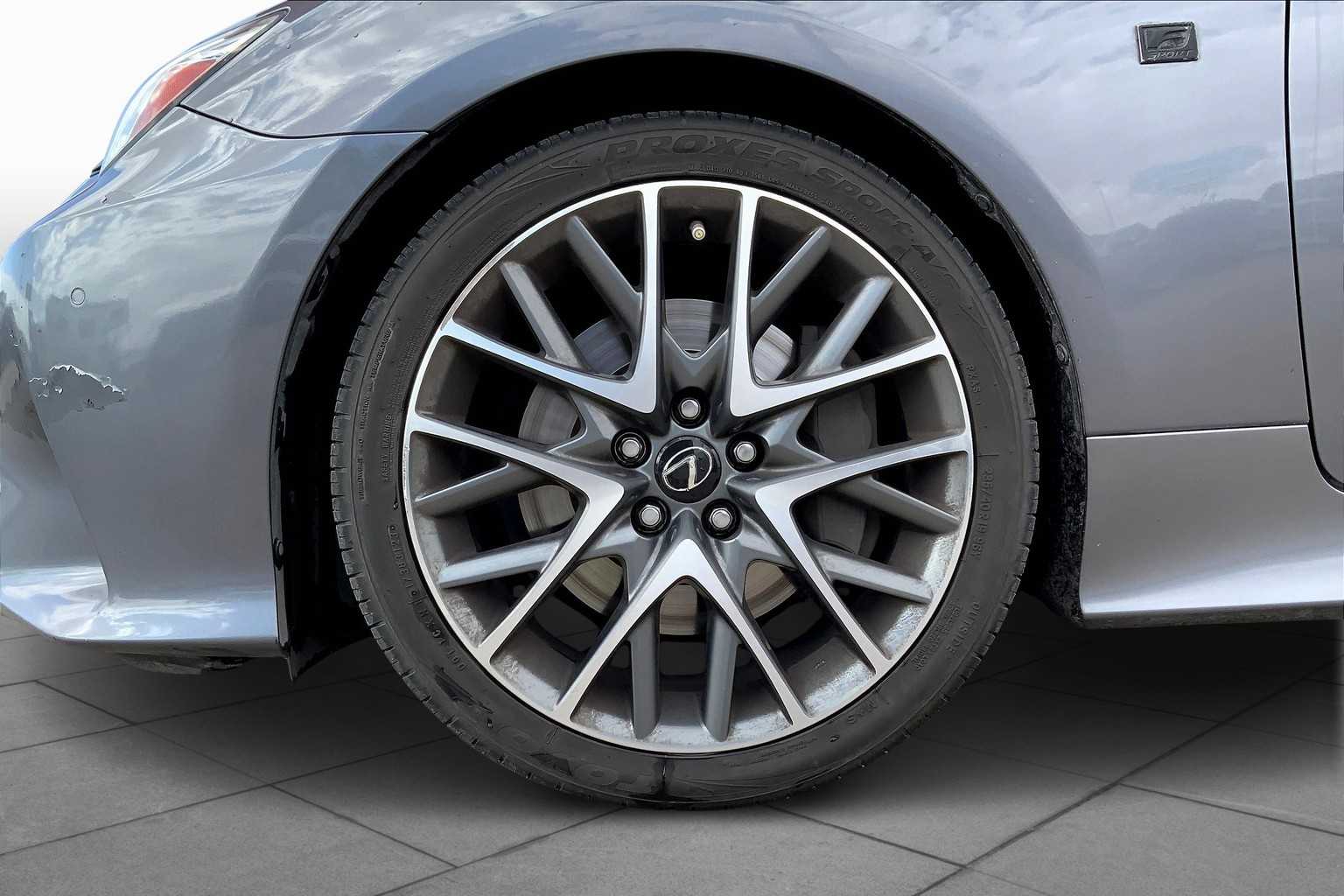2016 Lexus RC 350 photo 10