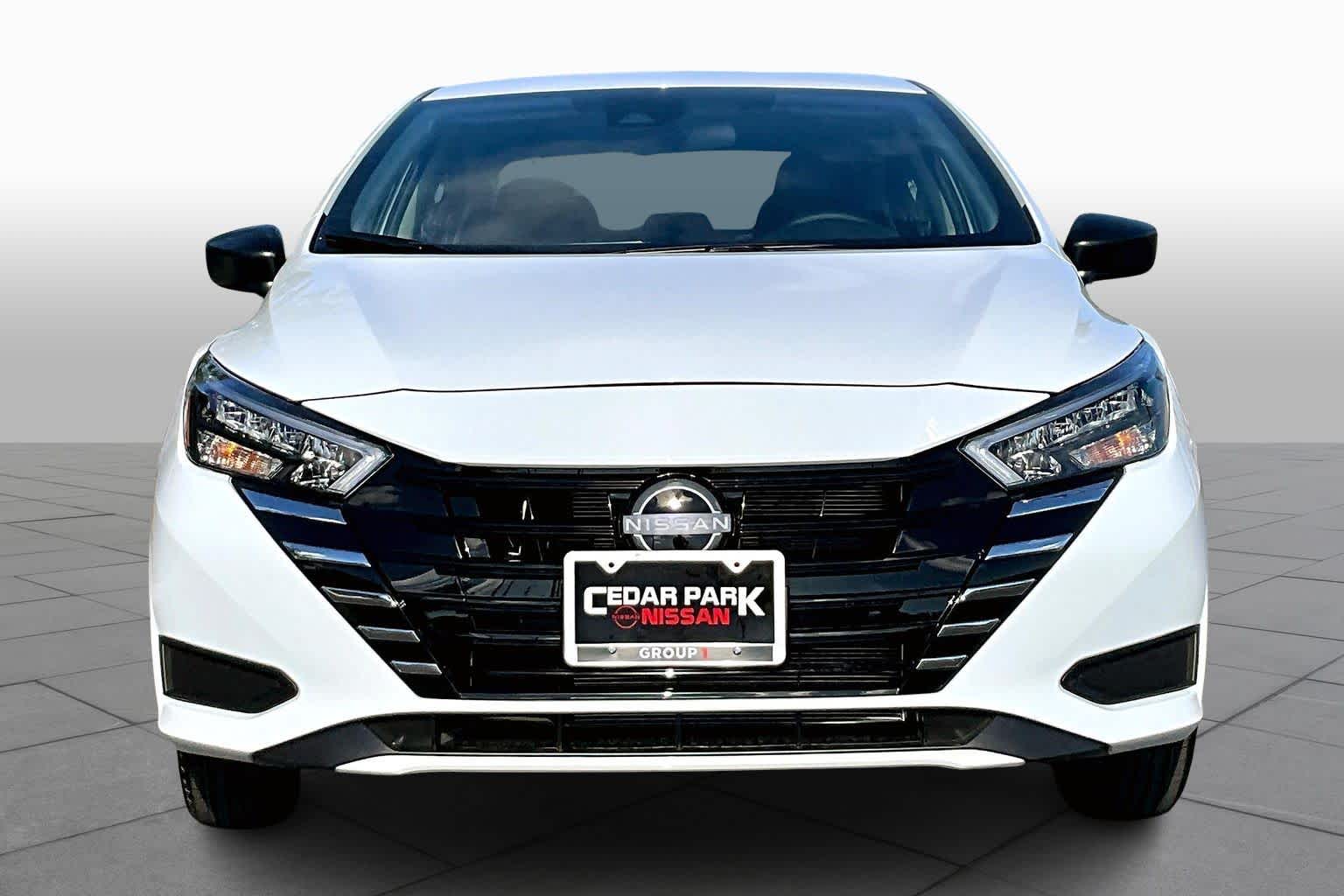 2025 Nissan Versa S photo 3