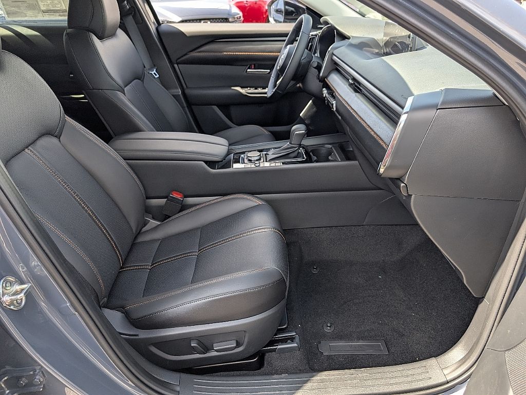2025 Mazda CX-50 Premium Plus photo 15