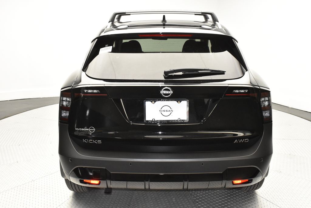2026 Nissan Kicks SV photo 3