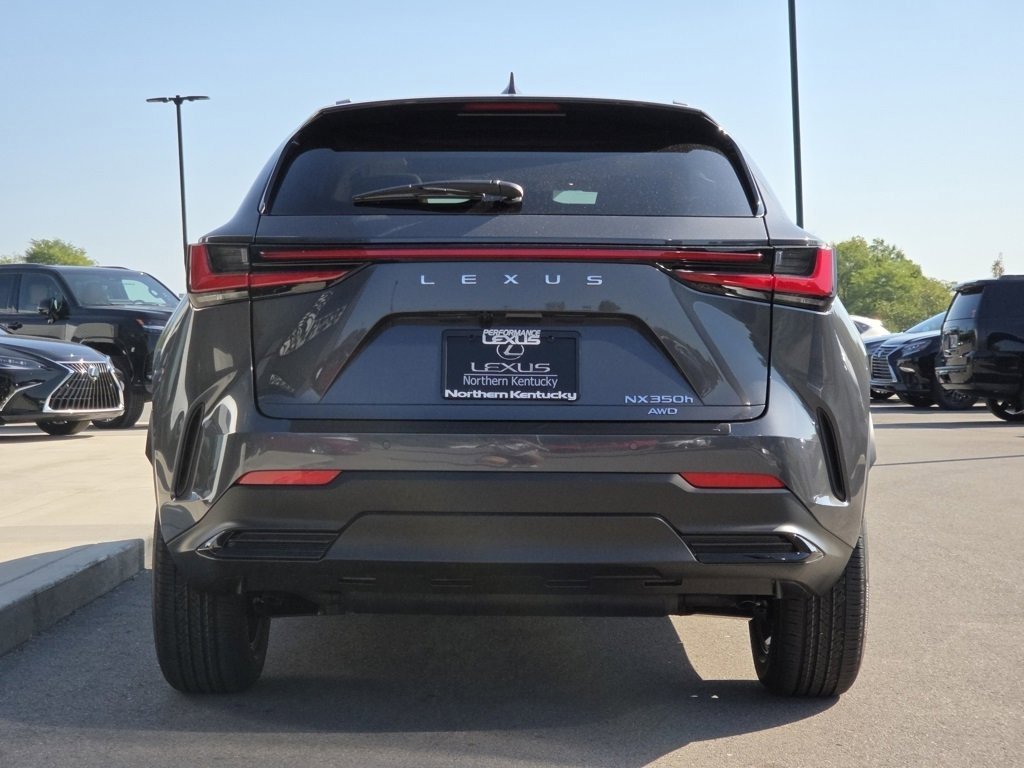 2026 Lexus NX 350h photo 21