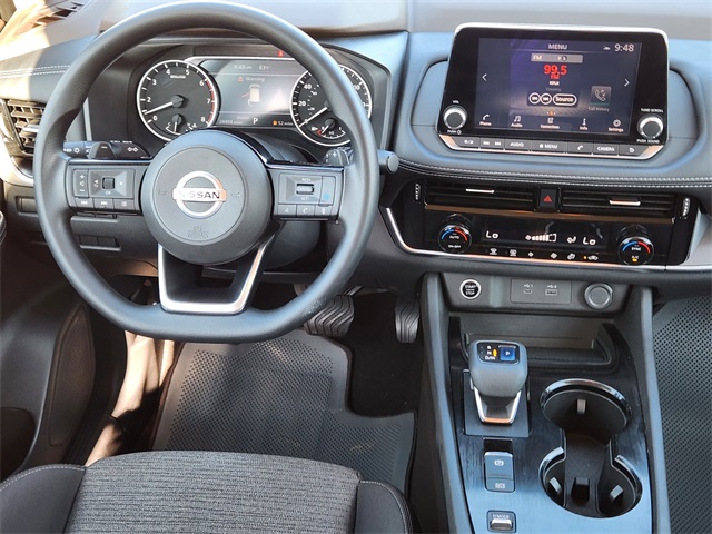 2021 Nissan Rogue SV photo 25