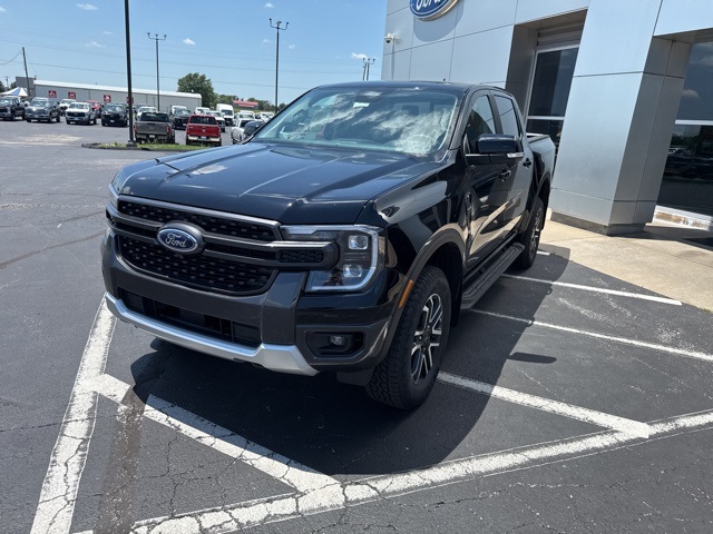 2025 Ford Ranger Lariat photo 2