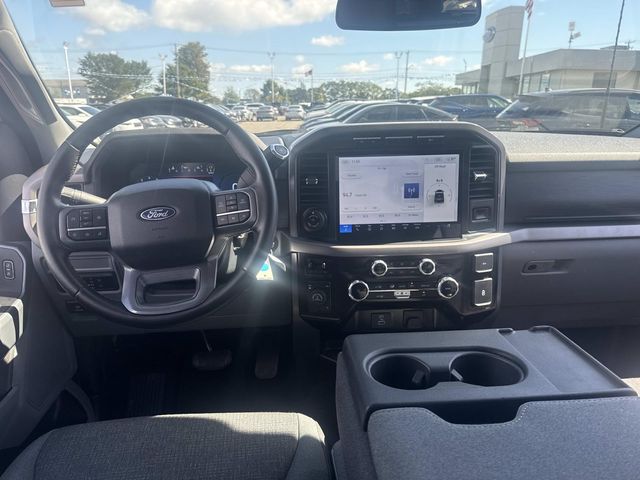 2024 Ford F-150 XLT photo 15