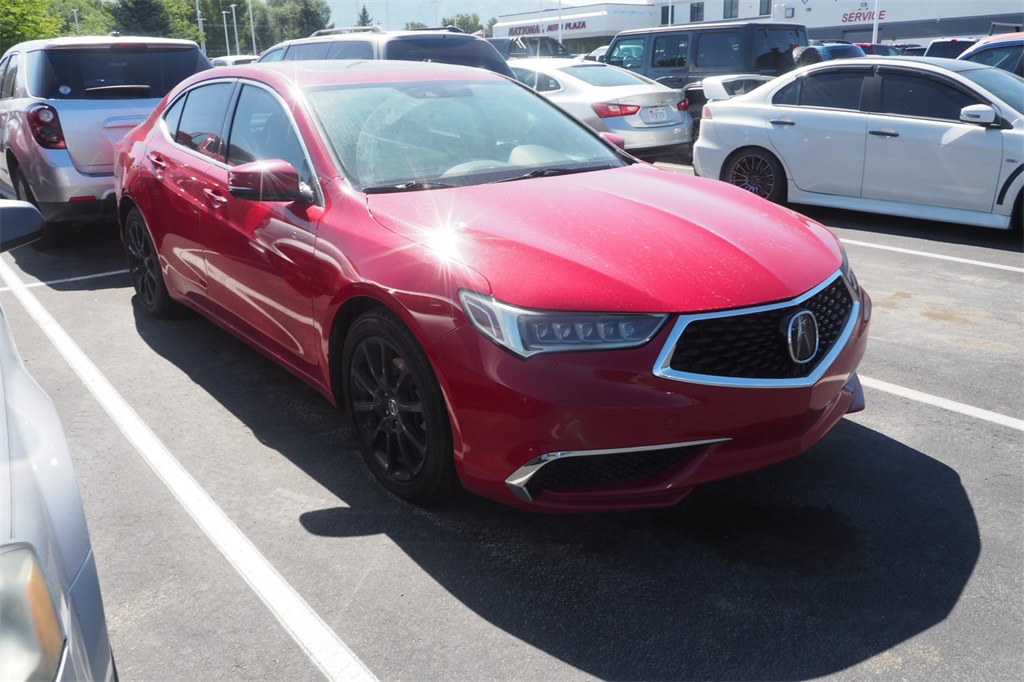 2018 Acura TLX photo 2