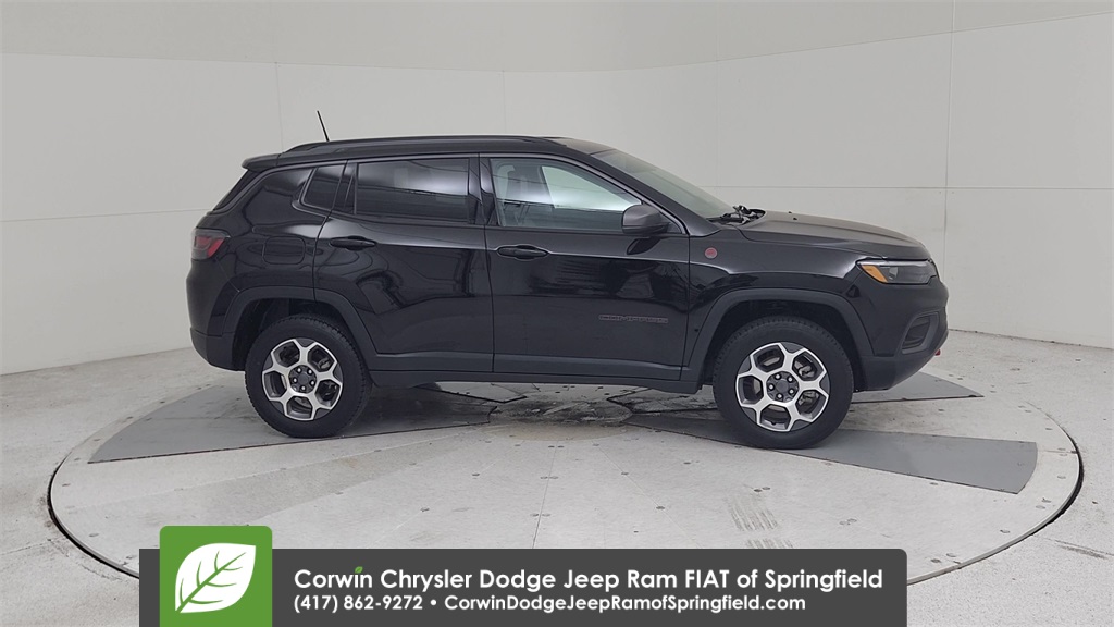 2022 Jeep Compass Trailhawk photo 16