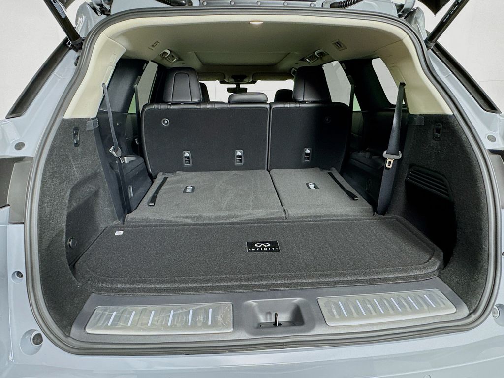 2026 Infiniti QX60 Luxe photo 28