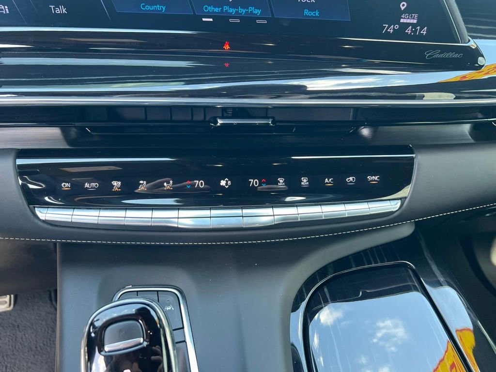 2023 Cadillac Escalade V-Series photo 43