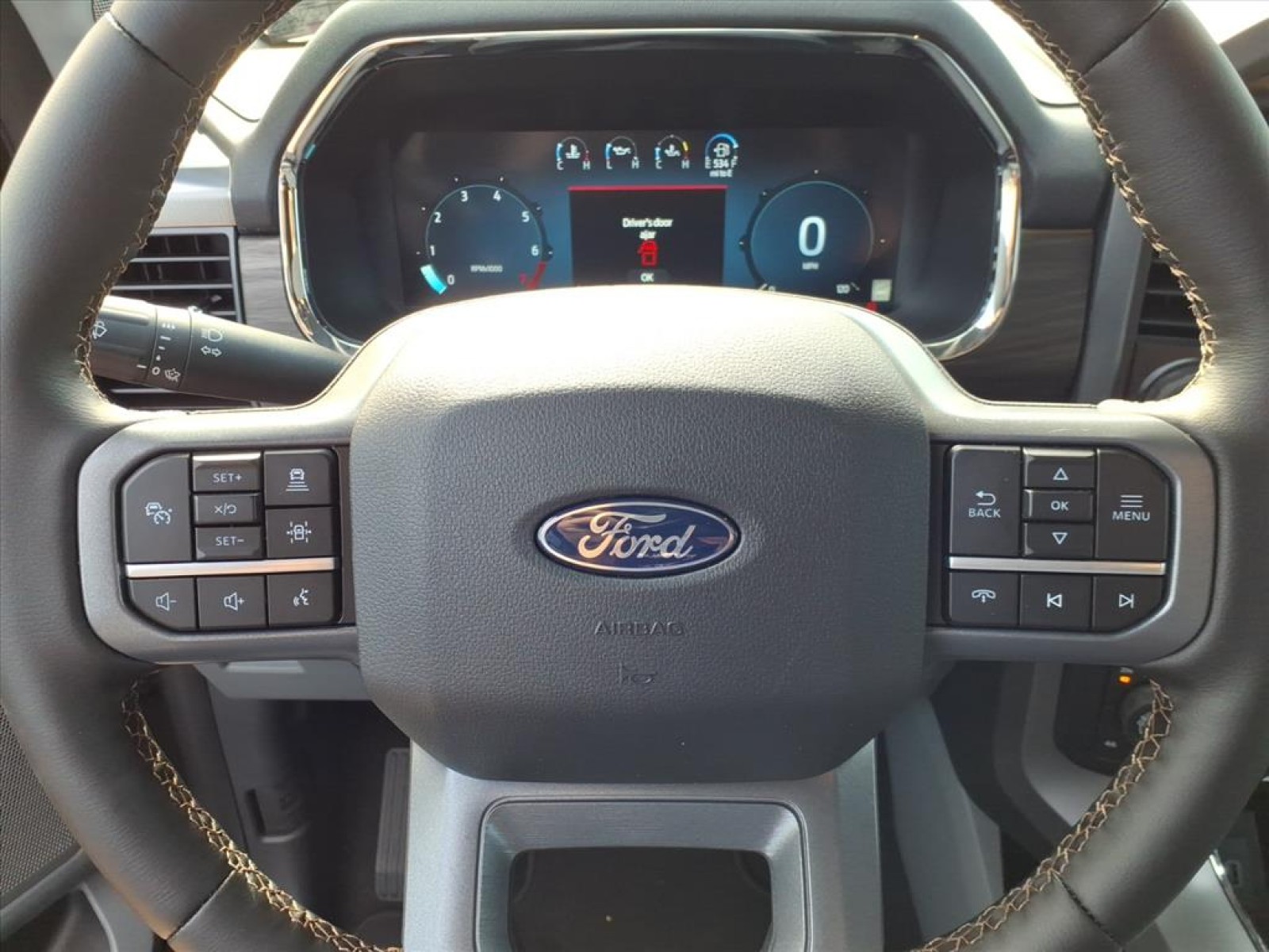 2025 Ford F-150 Lariat photo 13
