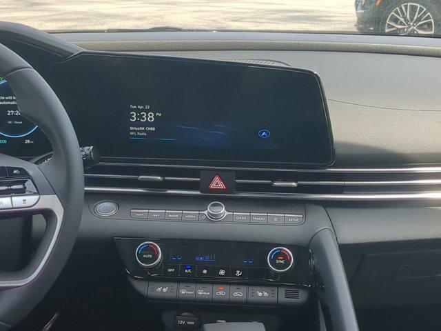 2025 Hyundai Elantra Hybrid Limited photo 17