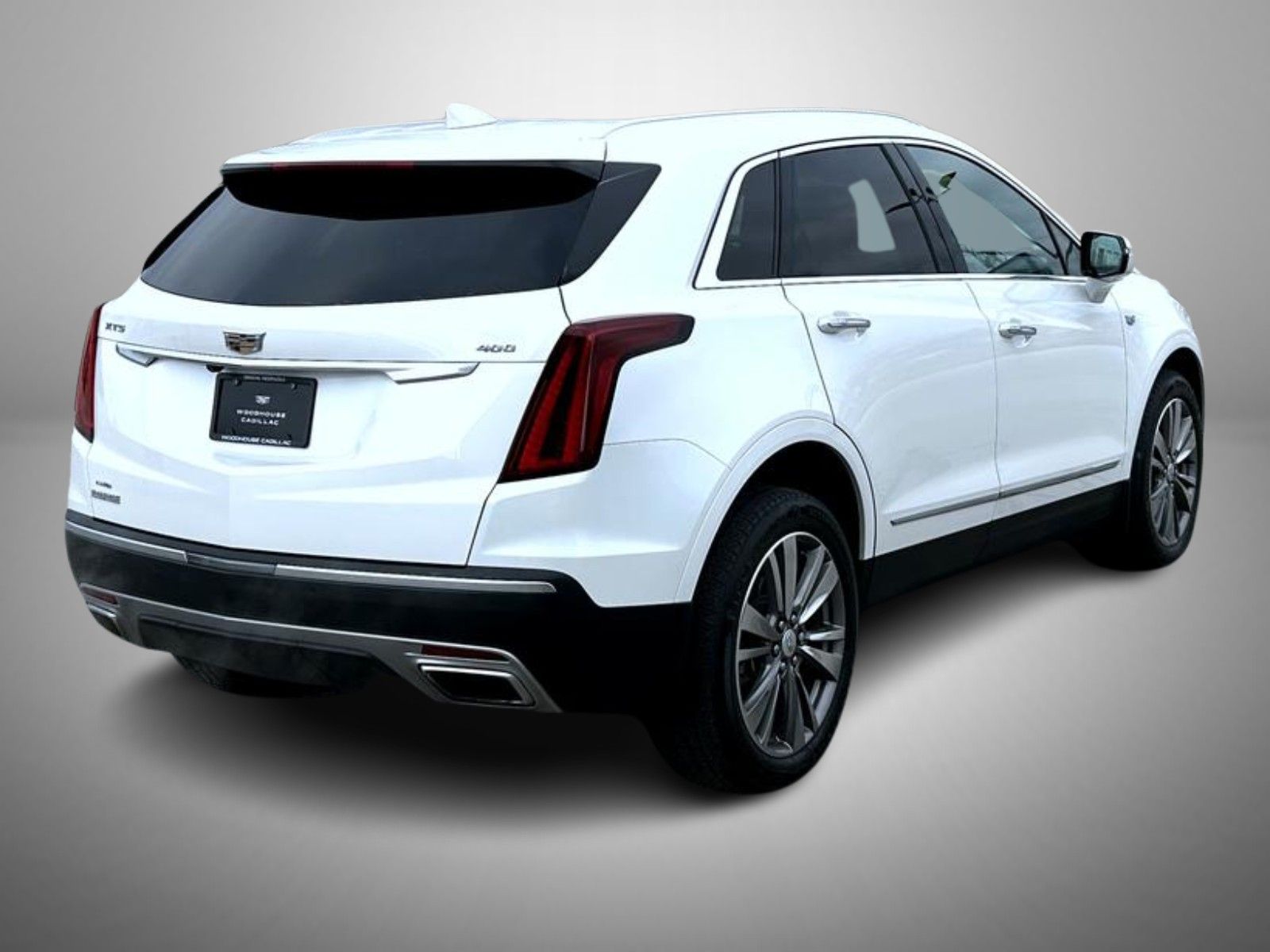 2021 Cadillac XT5 Premium Luxury photo 2