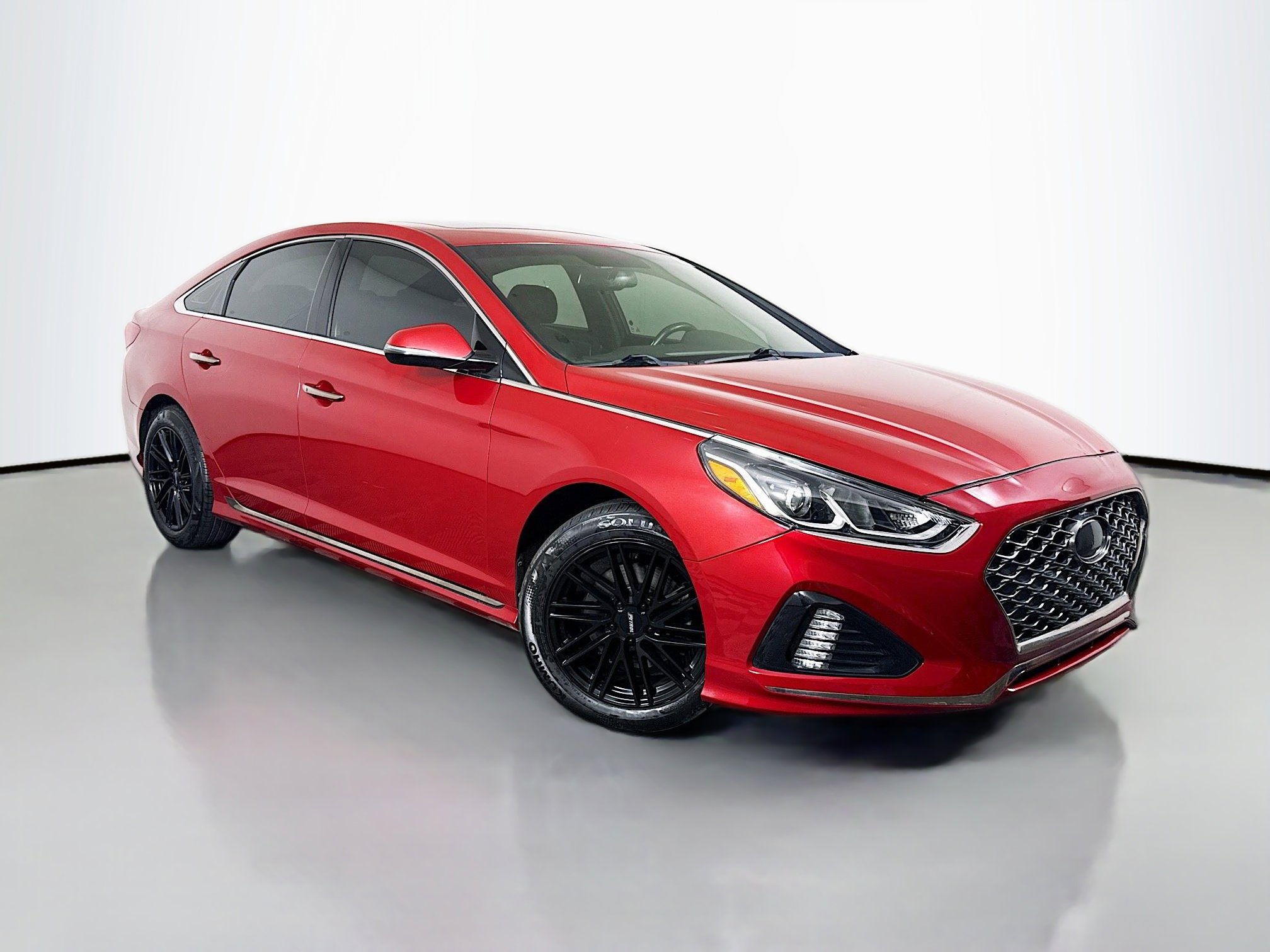 2018 Hyundai Sonata Sport's photo
