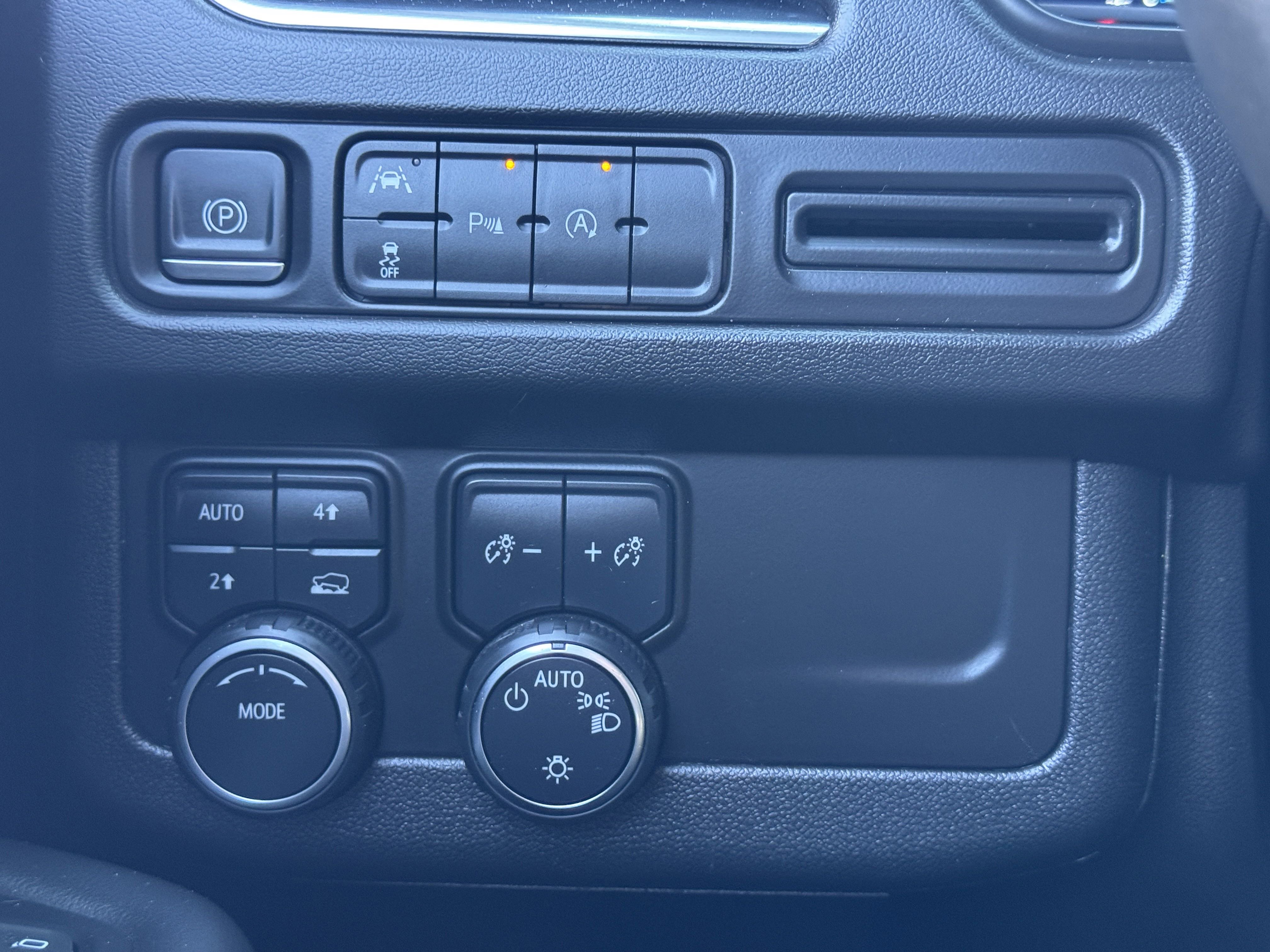 2023 Chevrolet Tahoe LT photo 10