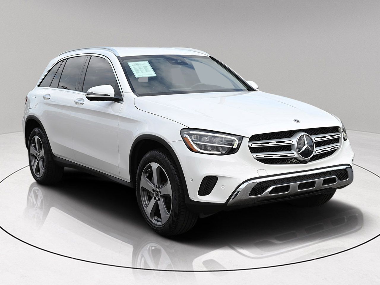 2022 Mercedes-Benz GLC GLC300's photo