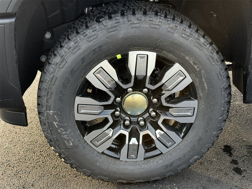 2026 GMC SIERRA HD - Image 10