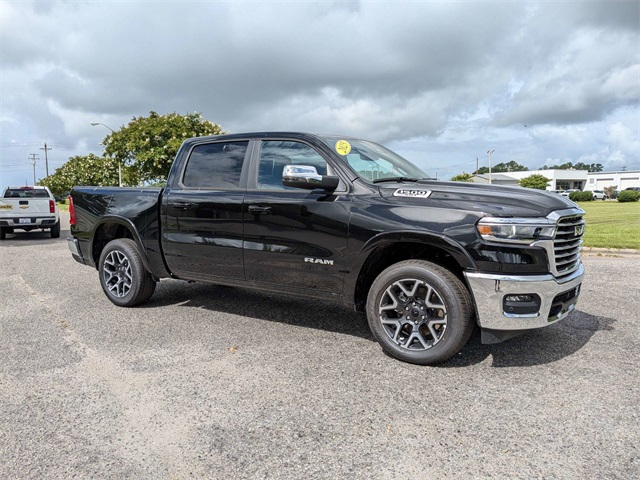 2025 Ram 1500 Laramie photo 2
