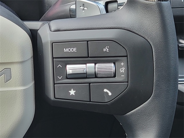 2025 Kia K4 GT-Line photo 26
