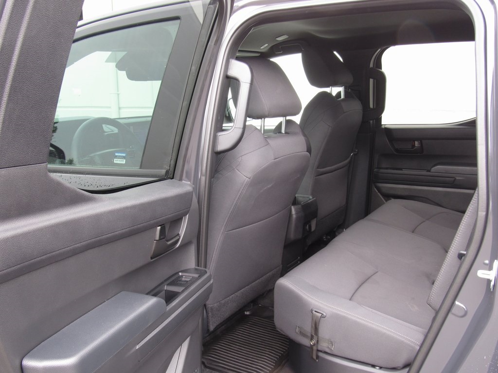 2024 Toyota Tacoma SR5 photo 14