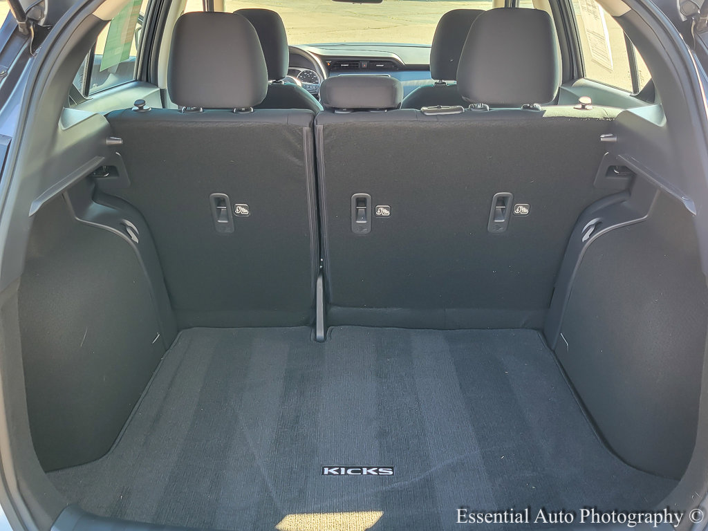 2024 NISSAN KICKS - Image 17