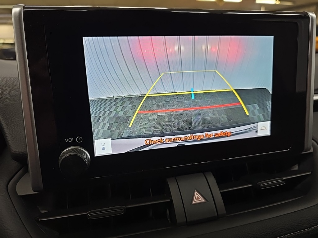 2023 Toyota RAV4 LE photo 23