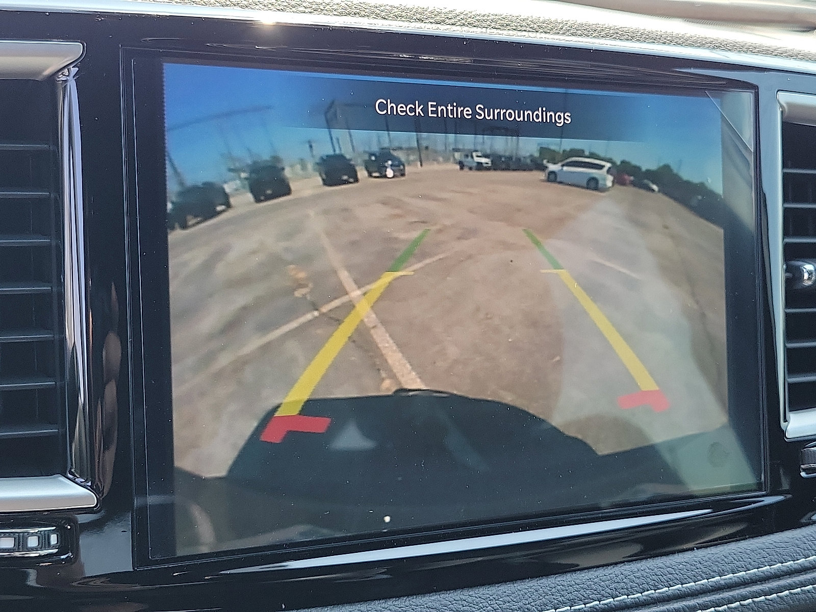 2026 Chrysler Pacifica photo 8