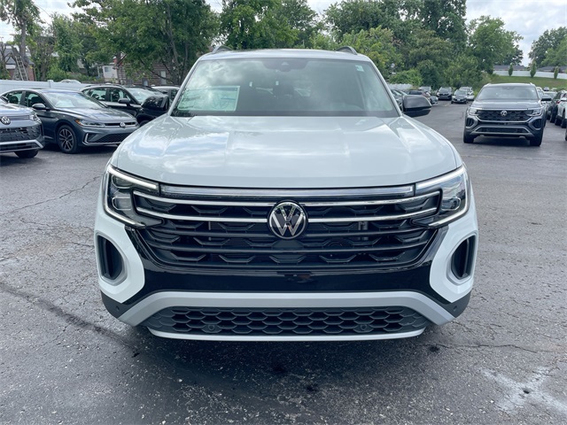 2025 Volkswagen Atlas Peak Edition SE Technology photo 26
