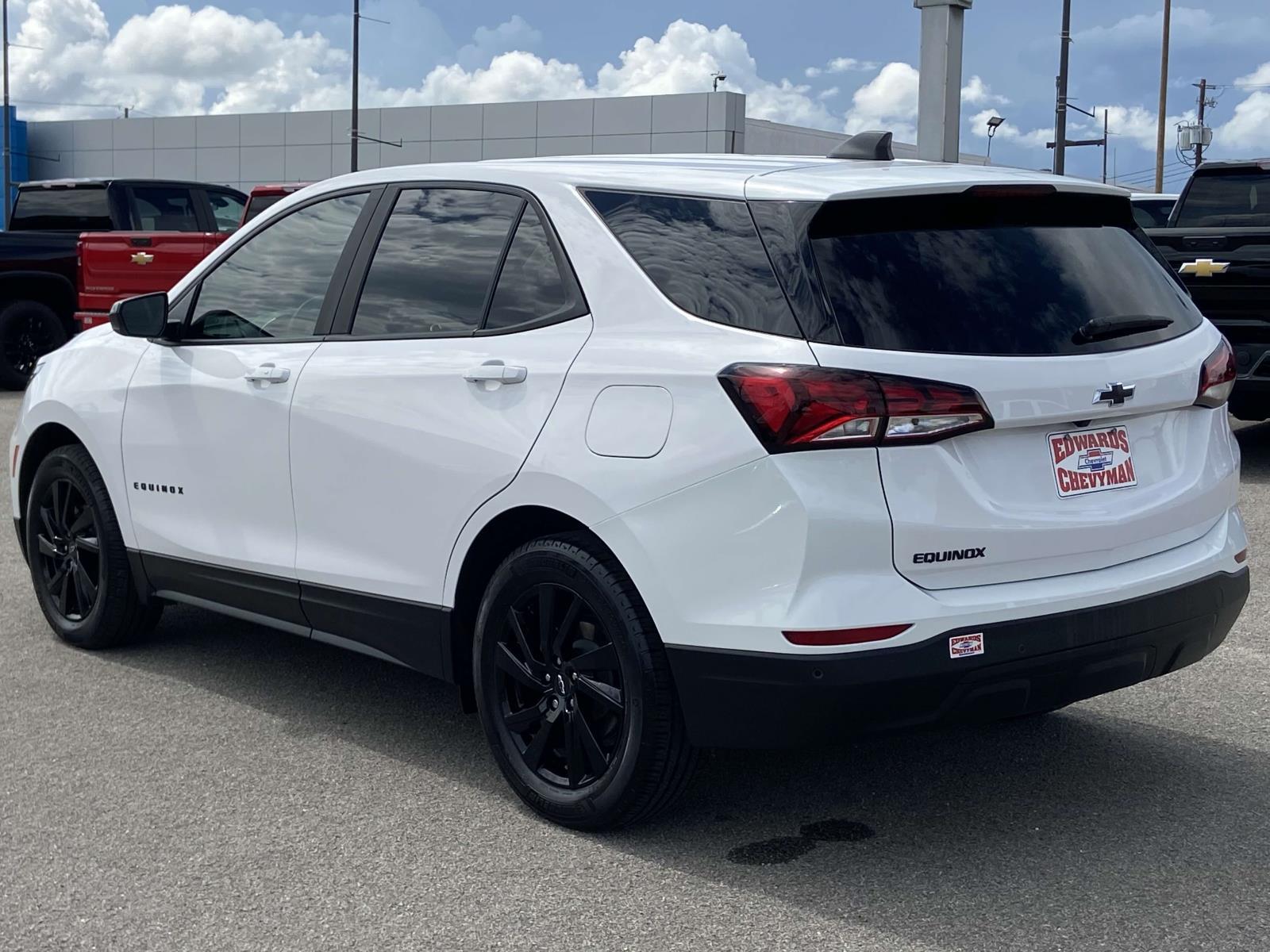 2023 Chevrolet Equinox LS photo 6