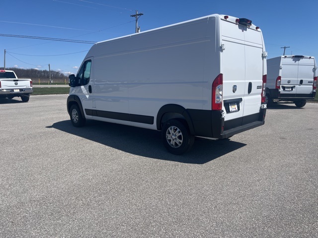 2024 Ram ProMaster 2500 photo 3