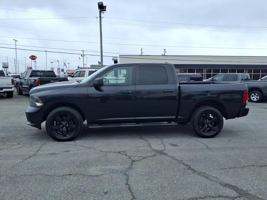 2017 Ram 1500 Tradesman photo 2