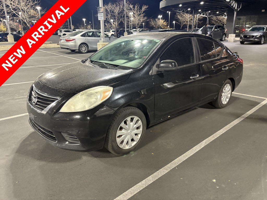 2014 Nissan Versa Sedan SV
