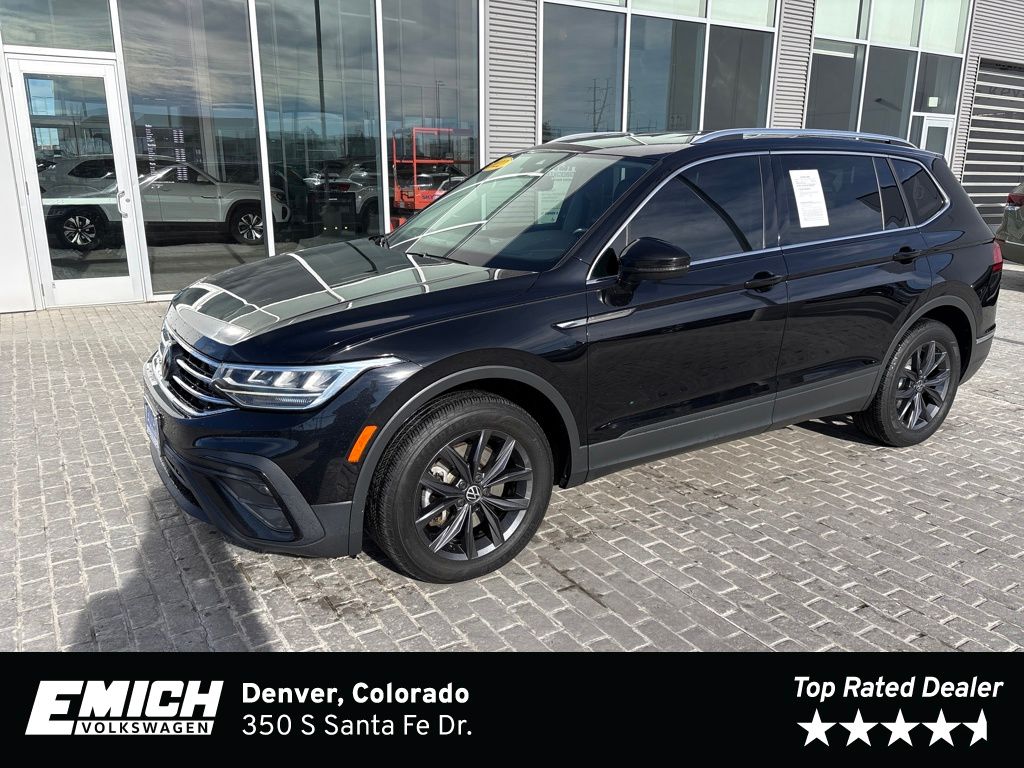 2022 Volkswagen Tiguan SE's photo