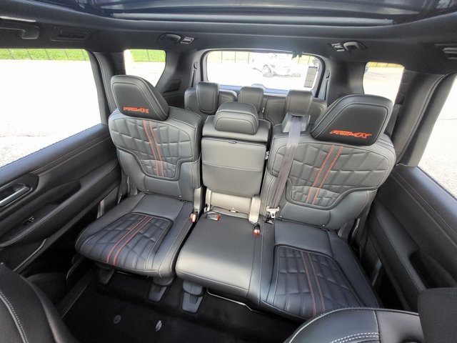 2025 Nissan Armada photo 12