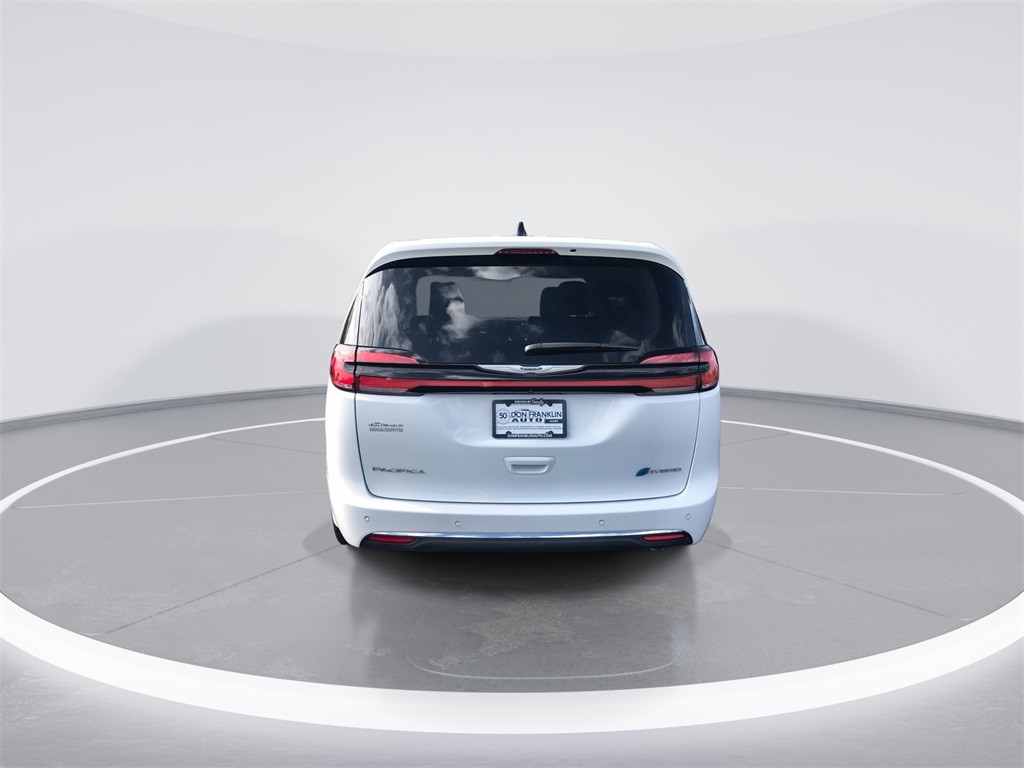 2023 Chrysler Pacifica Hybrid Touring L photo 7