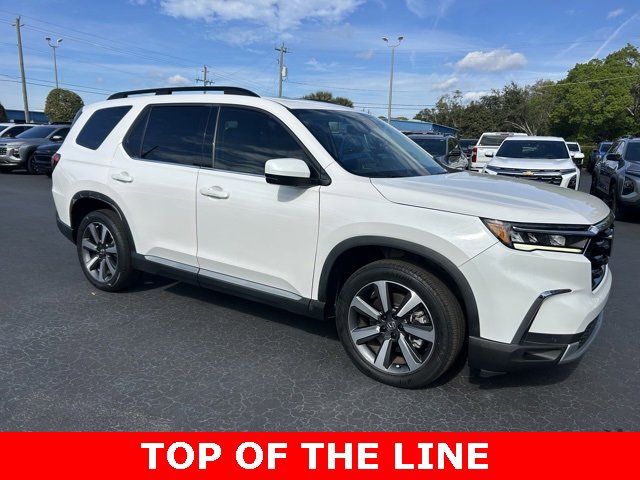 2023 Honda Pilot Touring's photo
