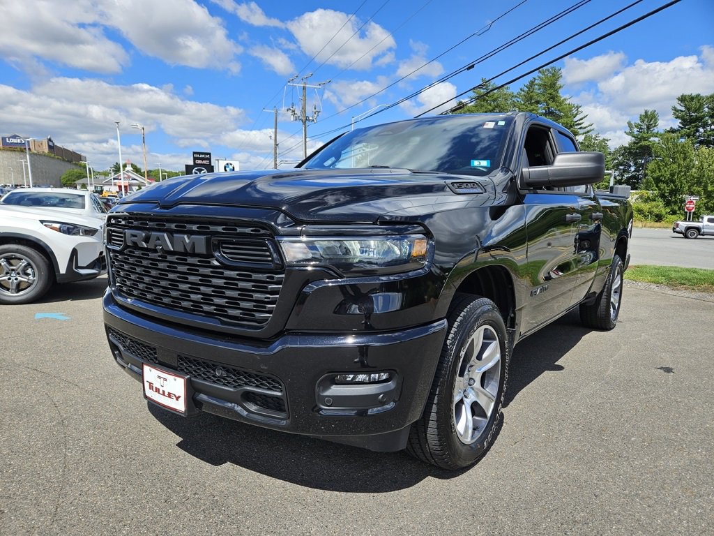 2025 Ram 1500 Tradesman photo 3