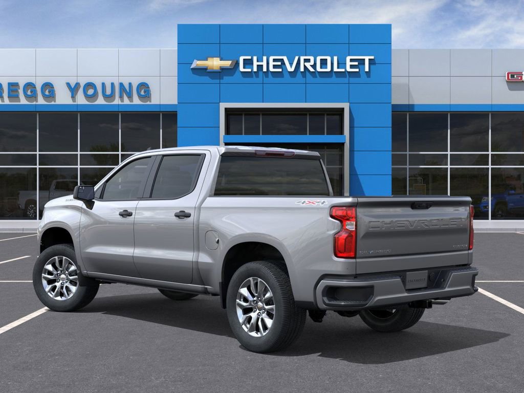 2025 Chevrolet Silverado 1500 Custom photo 3