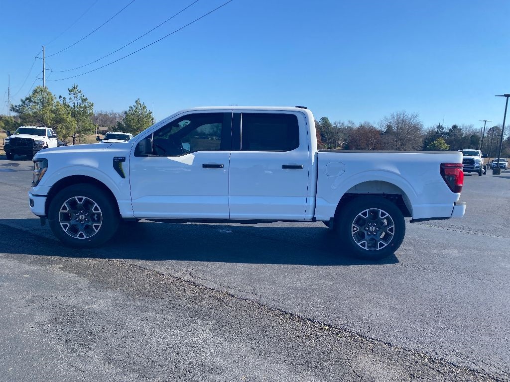 2025 Ford F-150 STX photo 4