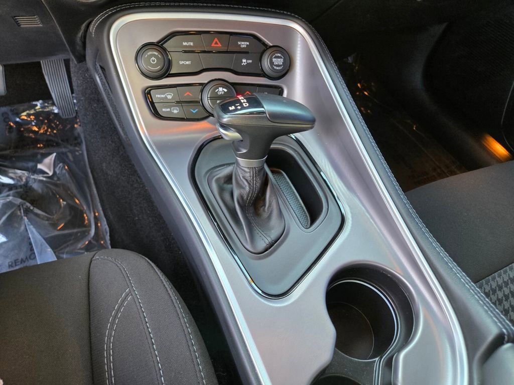 2022 Dodge Challenger SXT photo 20