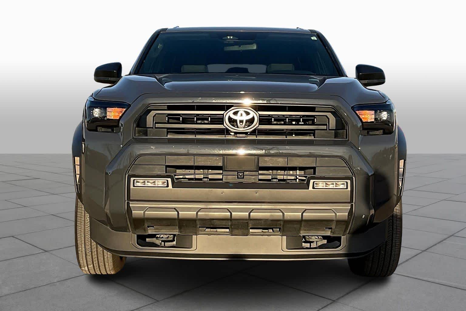 2025 Toyota 4Runner SR5 photo 3