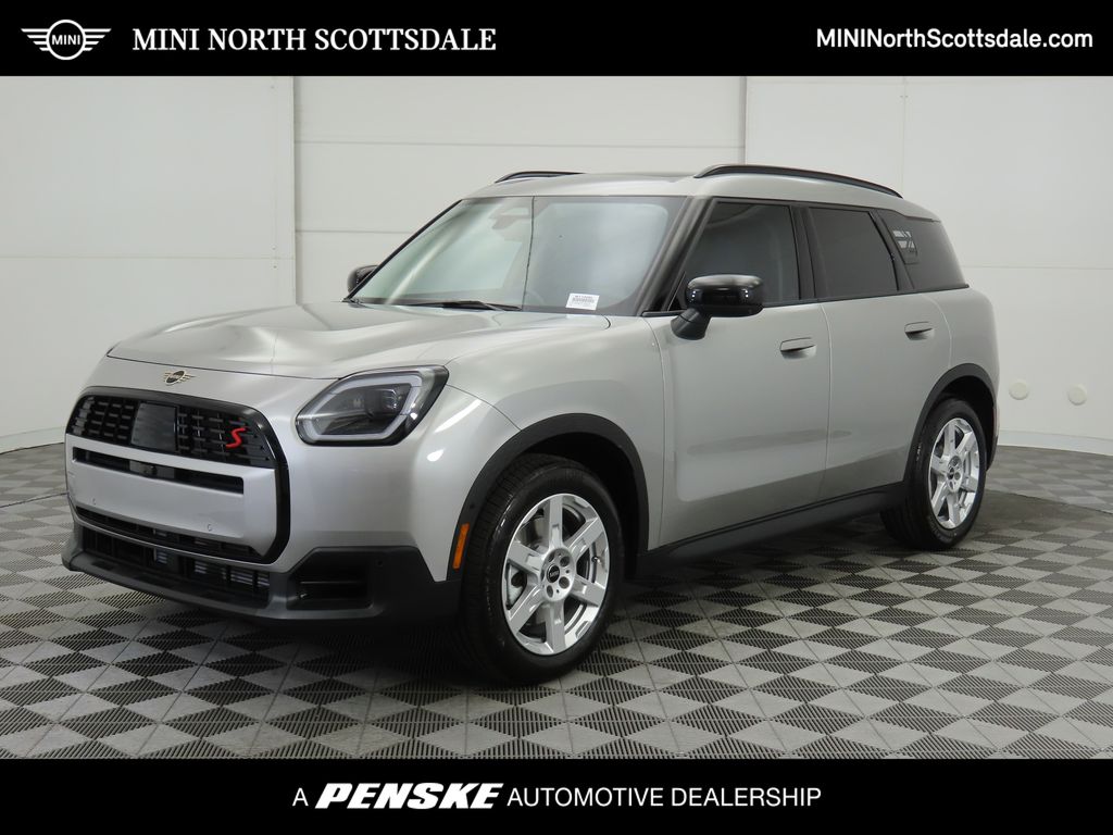 2025 MINI Countryman S's photo