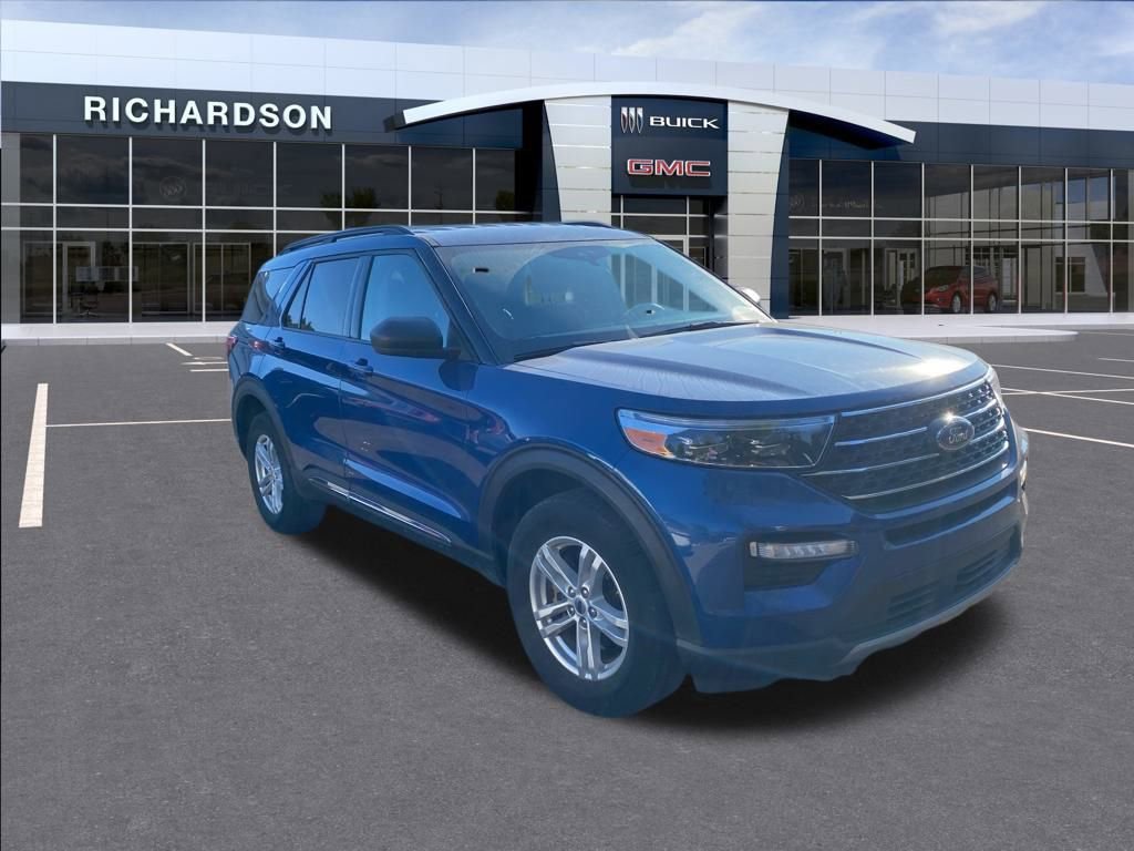 2023 Ford Explorer XLT photo 4