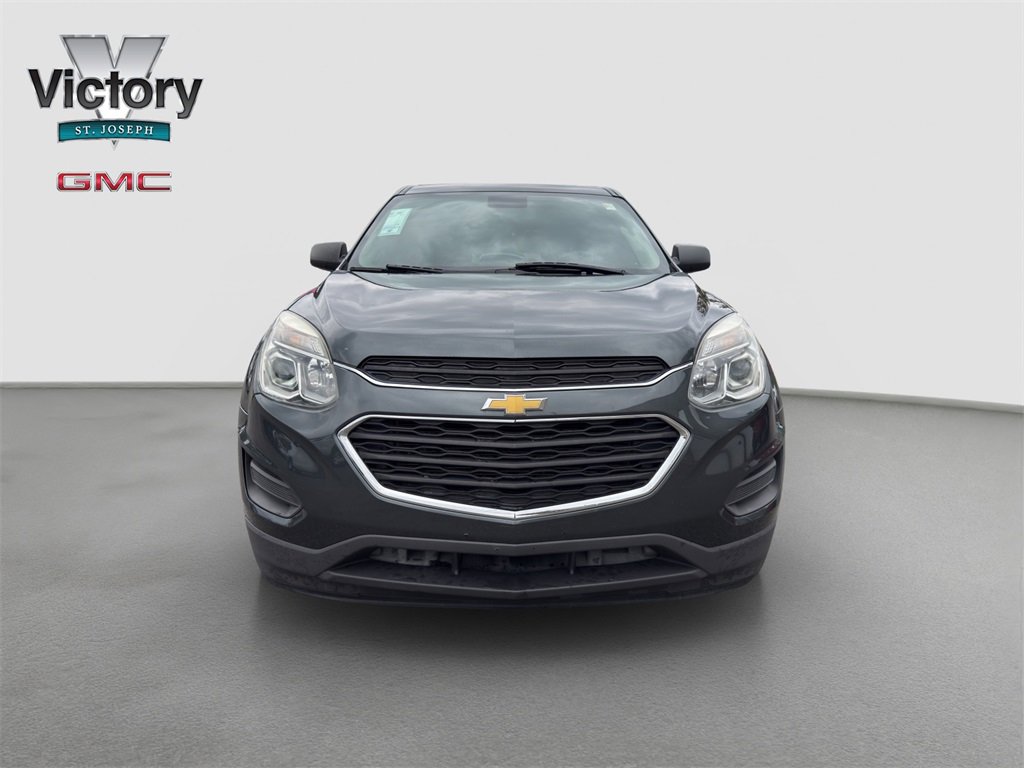 Used 2017 Chevrolet Equinox LS with VIN 2GNALBEK4H1538841 for sale in Kansas City