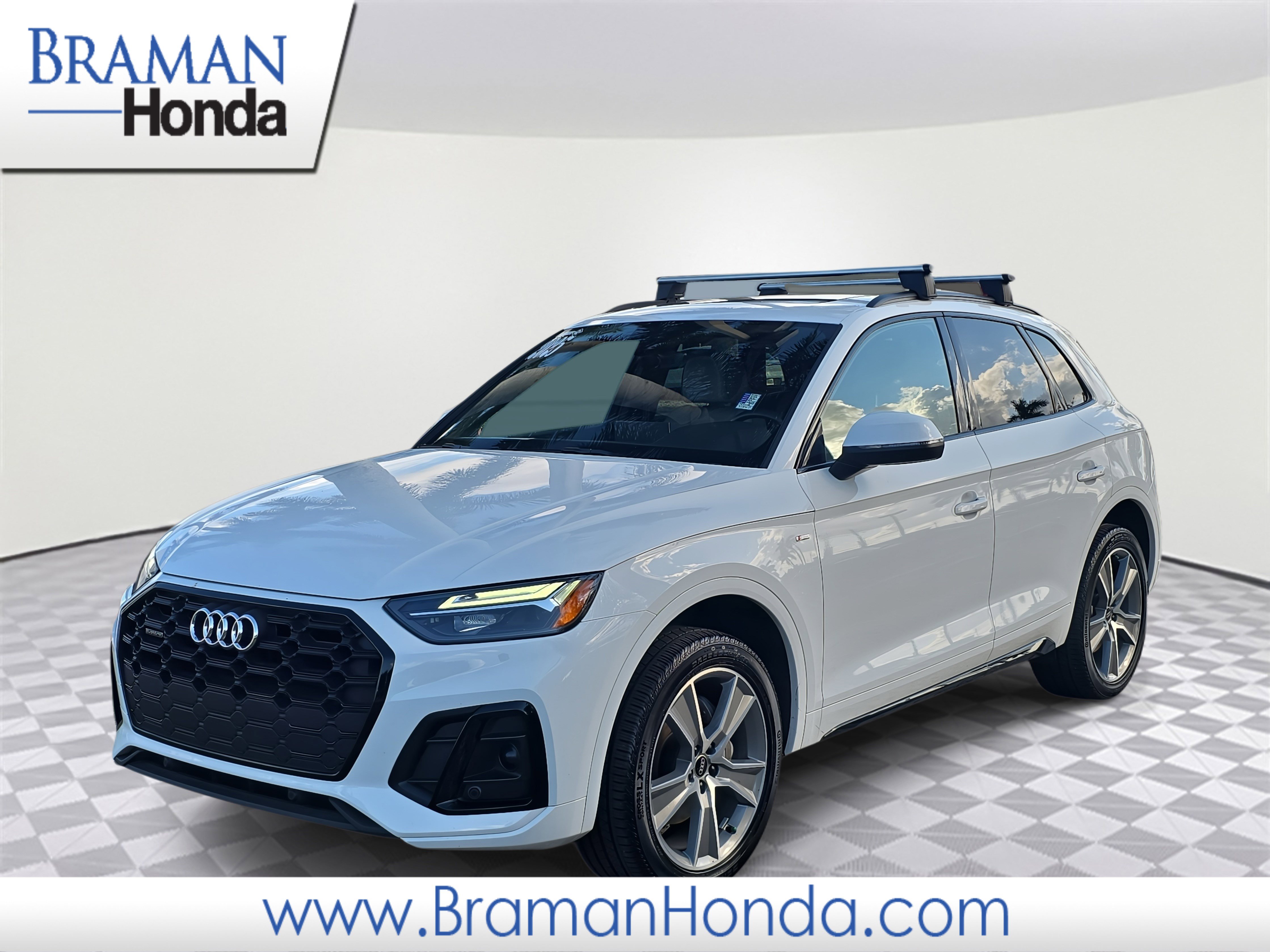 2025 Audi Q5 Premium's photo