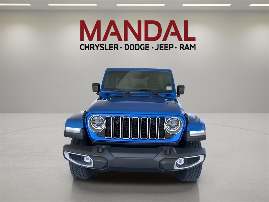 2025 Jeep Wrangler Sahara photo 2