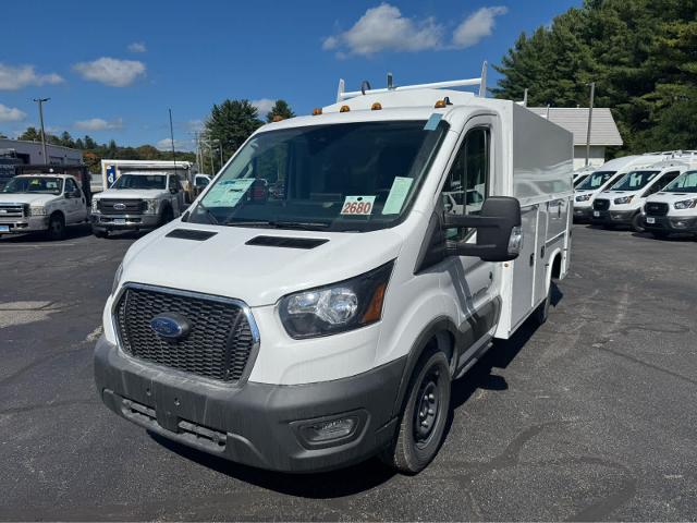 2025 Ford Transit Cutaway Base's photo