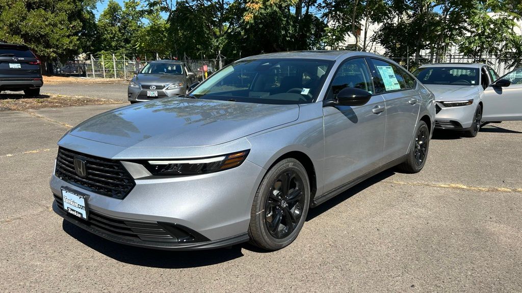 2025 Honda Accord SE photo 3